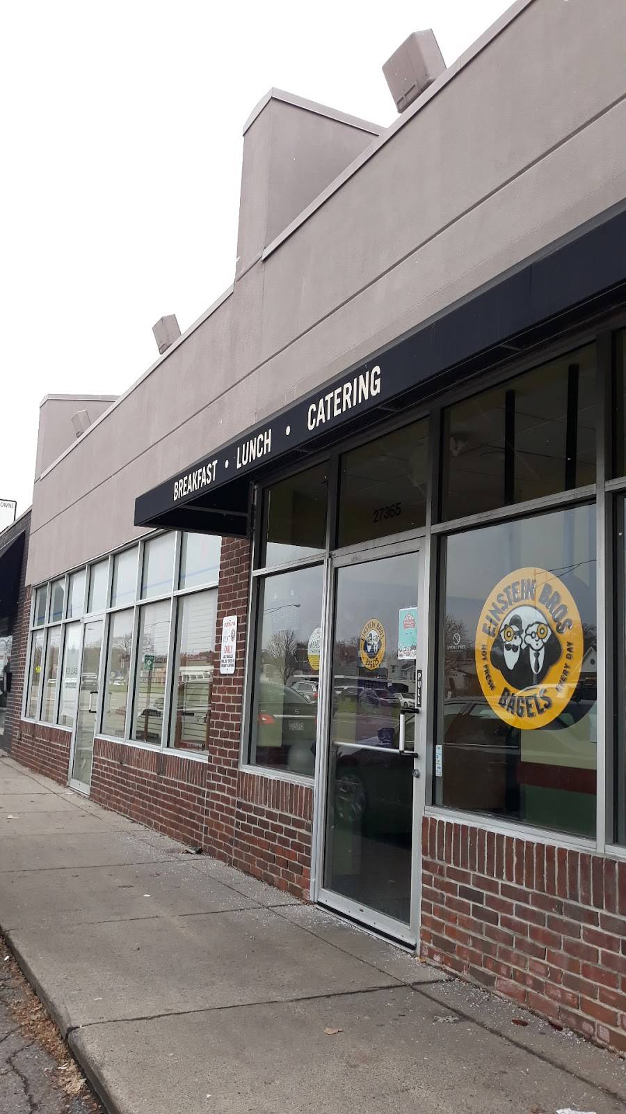 Einstein Bros. Bagels | bakery | 27365 Woodward Ave, Berkley, MI 48072, USA | 2485459888 OR +1 248-545-9888