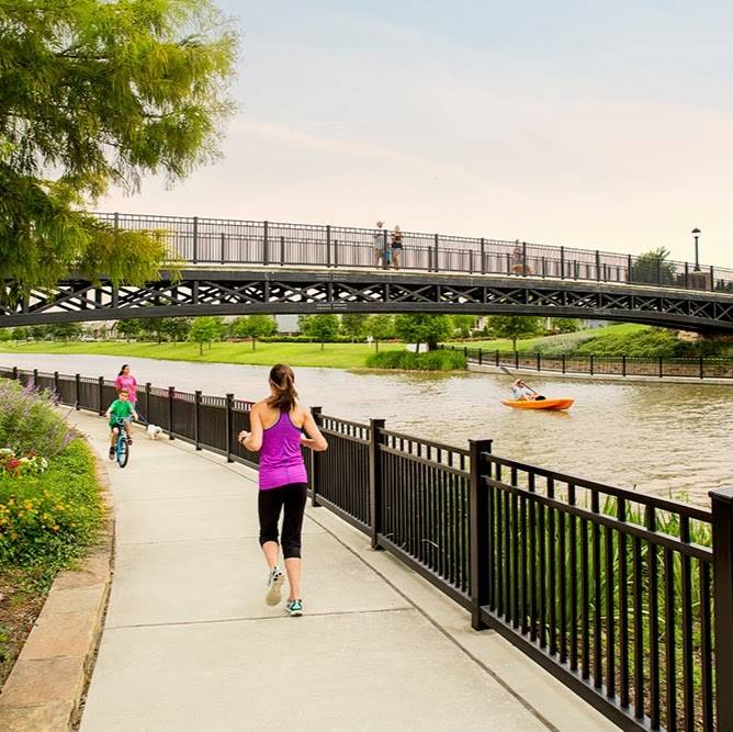 Bridgeland Welcome Center | restaurant | 16919 N Bridgeland Lake Pkwy, Cypress, TX 77433, USA | 2813045588 OR +1 281-304-5588