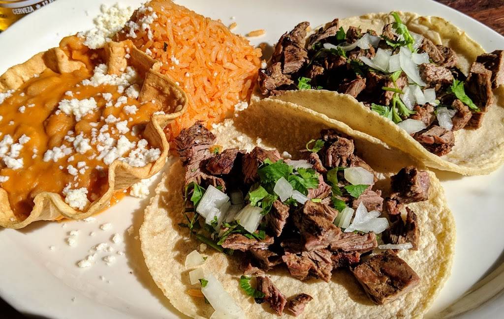 Los Agaves | restaurant | 7024 Market Pl Dr, Goleta, CA 93117, USA | 8059684000 OR +1 805-968-4000