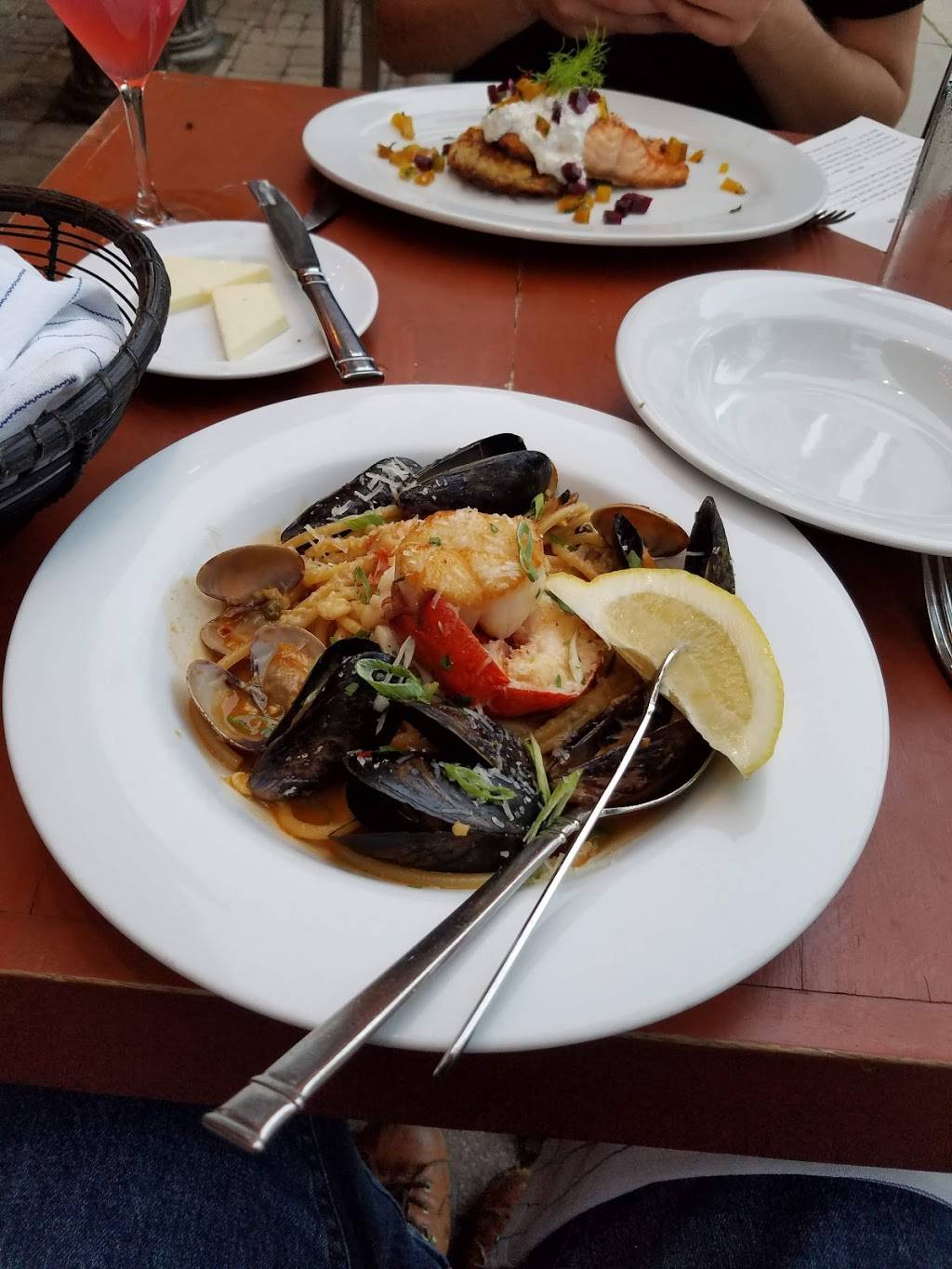 Tempest Oyster Bar | restaurant | 120 E Wilson St, Madison, WI 53703, USA | 6082581443 OR +1 608-258-1443