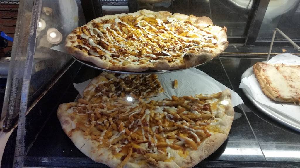 Peppas Pizza | restaurant | 33 Harkness Ave, East Longmeadow, MA 01028, USA | 4135257859 OR +1 413-525-7859