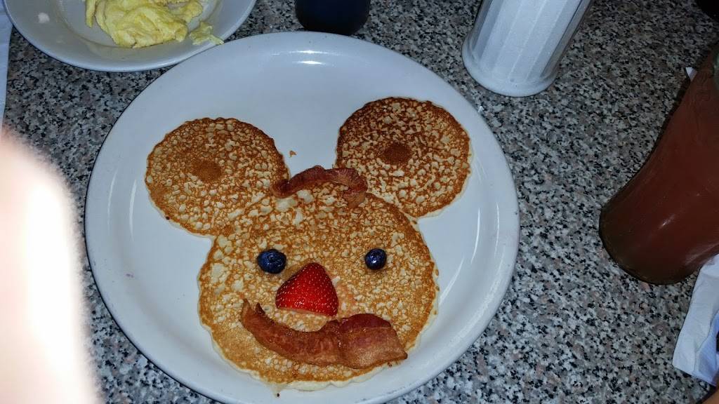 Uncle Als Sports Cafe | restaurant | 15846 W State Rd 84, Sunrise, FL 33326, USA | 9543894455 OR +1 954-389-4455