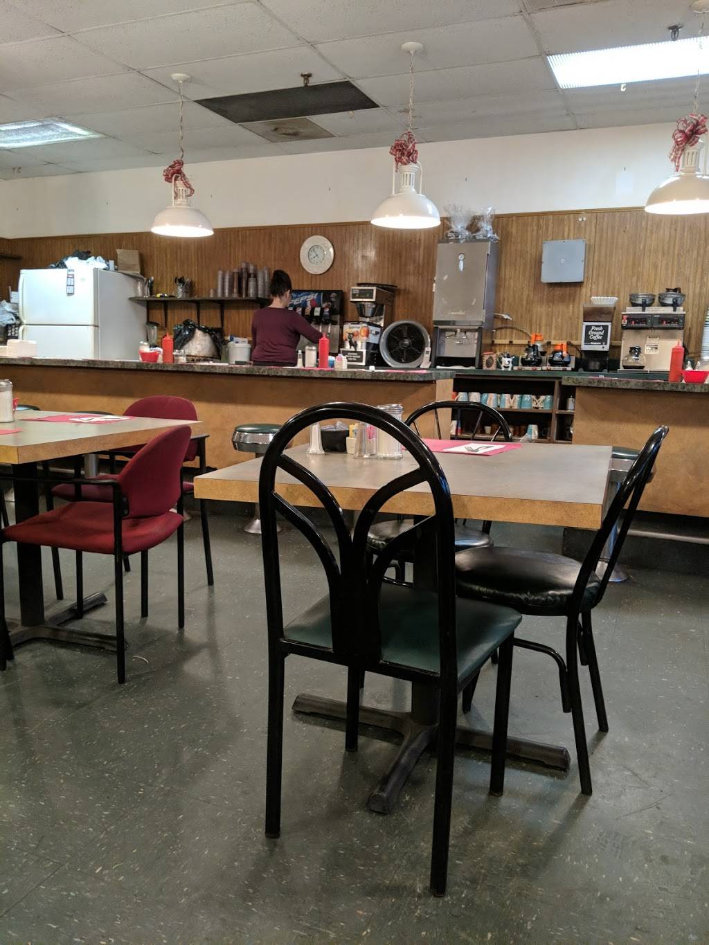 Wall Country Kitchen | restaurant | 2510 Belmar Blvd I-5, Belmar, NJ 07719, USA | 7326812302 OR +1 732-681-2302