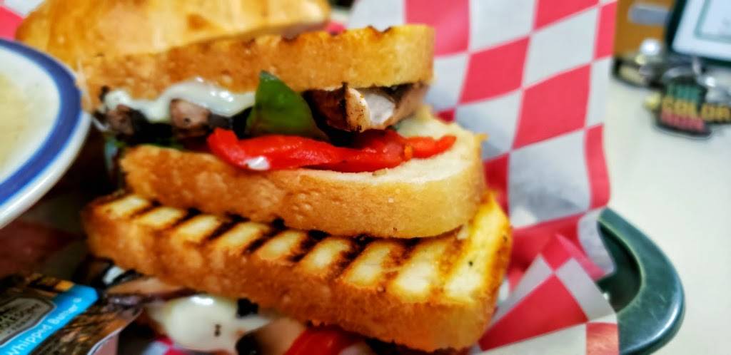 Soup Otzies | restaurant | 3950 S Howell Ave, Milwaukee, WI 53207, USA | 4147479670 OR +1 414-747-9670