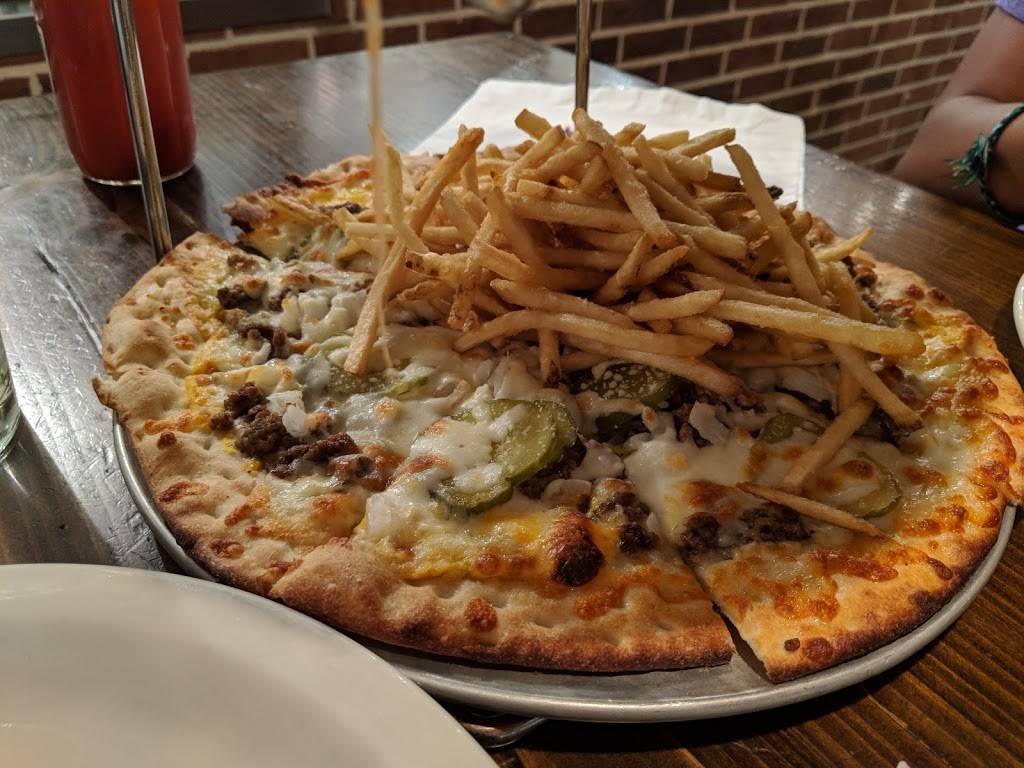 Crown Pizza | restaurant | 5535 Calder Ave, Beaumont, TX 77706, USA | 4098999550 OR +1 409-899-9550