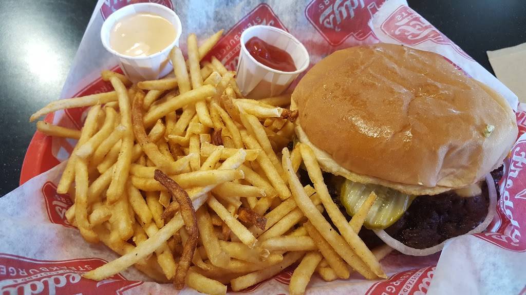 Freddys Frozen Custard & Steakburgers | restaurant | 3558 SW College Rd, Ocala, FL 34474, USA | 3525120577 OR +1 352-512-0577