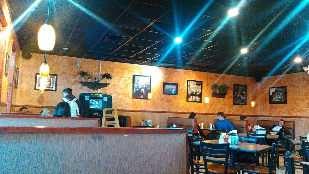 Elizabeth Pizza wentworth | restaurant | 8460 NC-87, Reidsville, NC 27320, USA | 3363489998 OR +1 336-348-9998