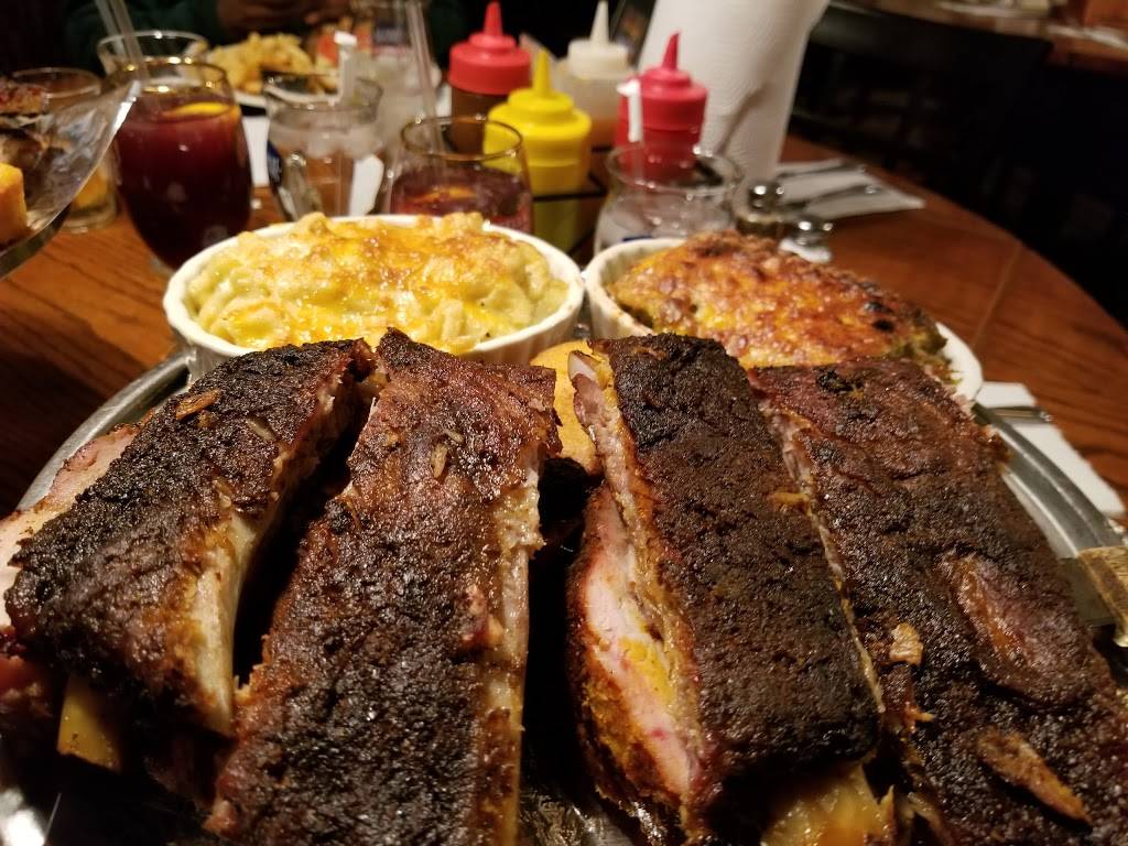 SuzyQues BBQ and Bar | restaurant | 34 S Valley Rd, West Orange, NJ 07052, USA | 9737367899 OR +1 973-736-7899