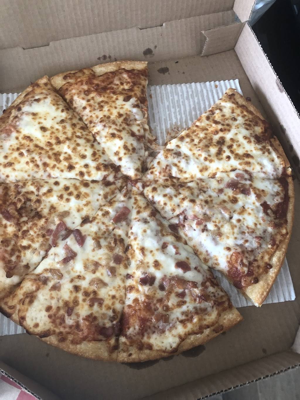 Pizza Hut | meal takeaway | 200 Henry Clay Blvd, Ashland, MO 65010, USA | 5736570987 OR +1 573-657-0987