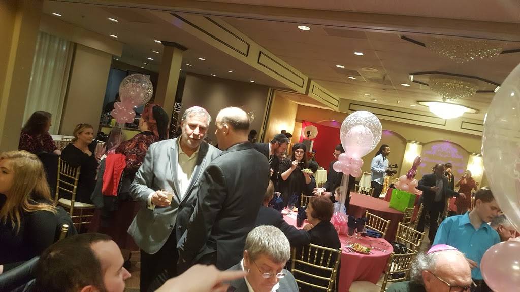 Royal Kosher Restaurant | restaurant | 7002 Reisterstown Rd, Baltimore, MD 21215, USA | 4104843544 OR +1 410-484-3544