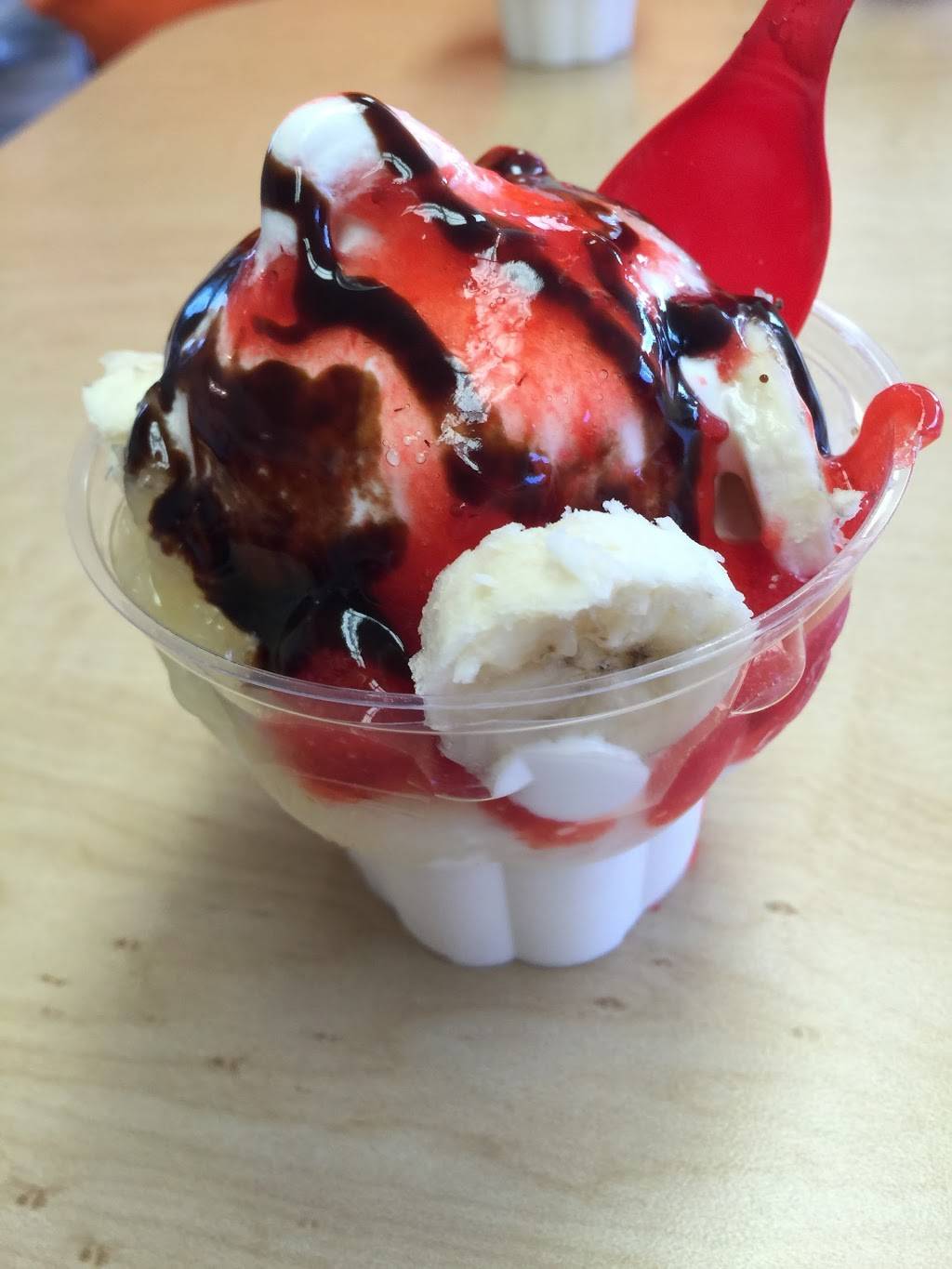 Dairy Queen Store | restaurant | 4021 N 19th St, Waco, TX 76708, USA | 2547541138 OR +1 254-754-1138