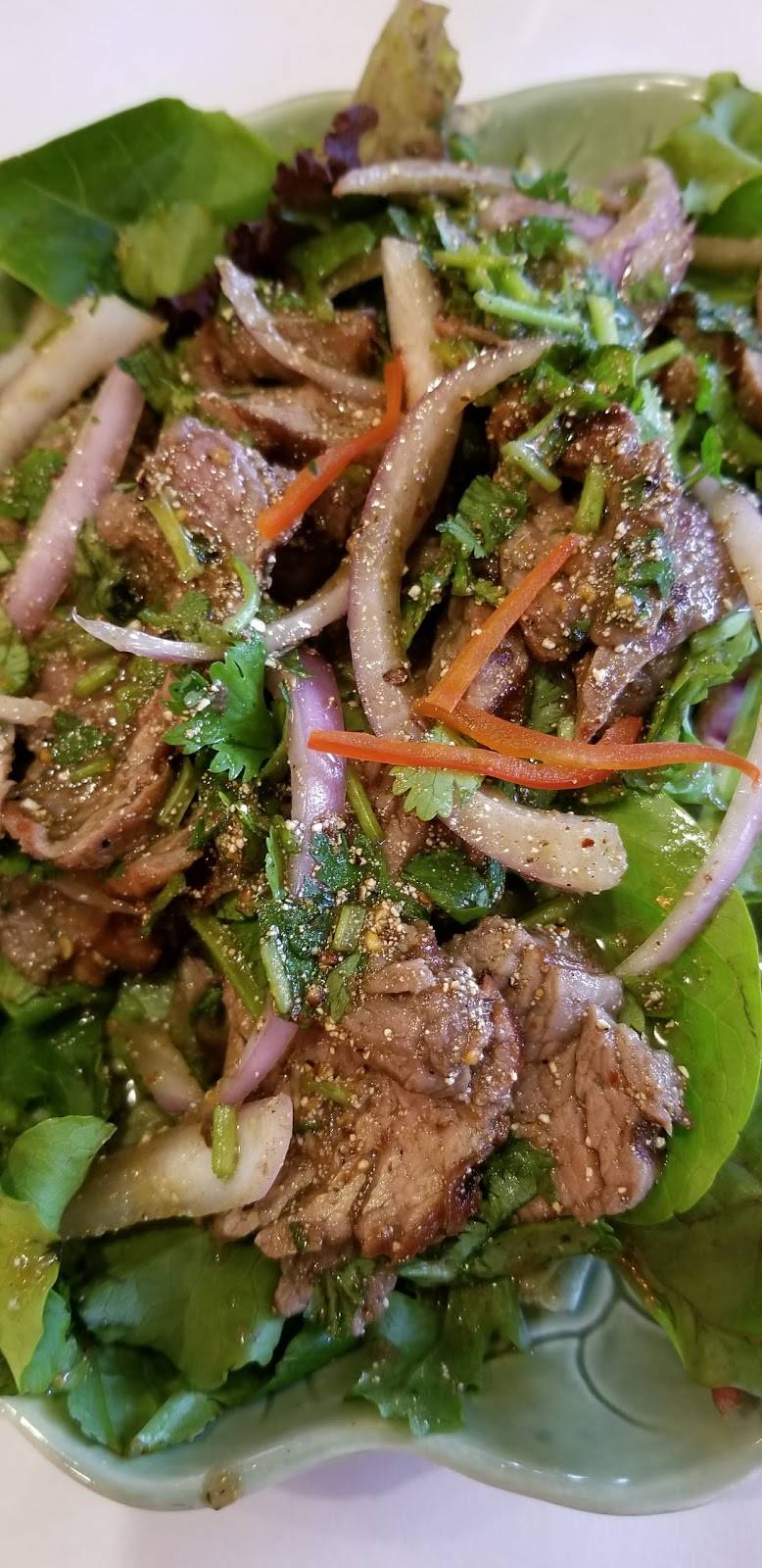 Green Peapod Thai Restaurant | restaurant | 1225 N Green St, McHenry, IL 60050, USA | 8155789999 OR +1 815-578-9999