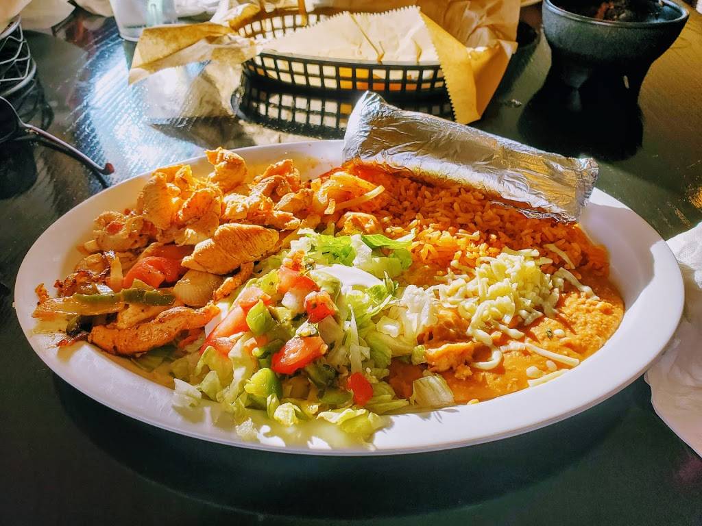 El Bamba Rockford restaurant | restaurant | 8810 Walnut St, Rockford, MN 55373, USA | 7634774200 OR +1 763-477-4200