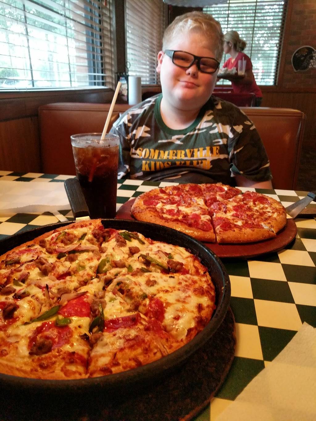 Pizza Hut | restaurant | 917 Saxon Blvd, Orange City, FL 32763, USA | 3867754077 OR +1 386-775-4077