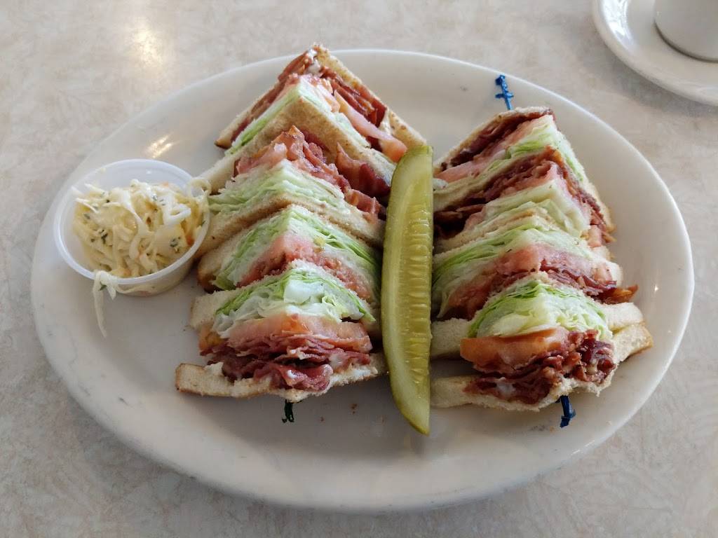 Louiss Family Restaurant | restaurant | 1001 W Jefferson St, Joliet, IL 60435, USA | 8157226660 OR +1 815-722-6660