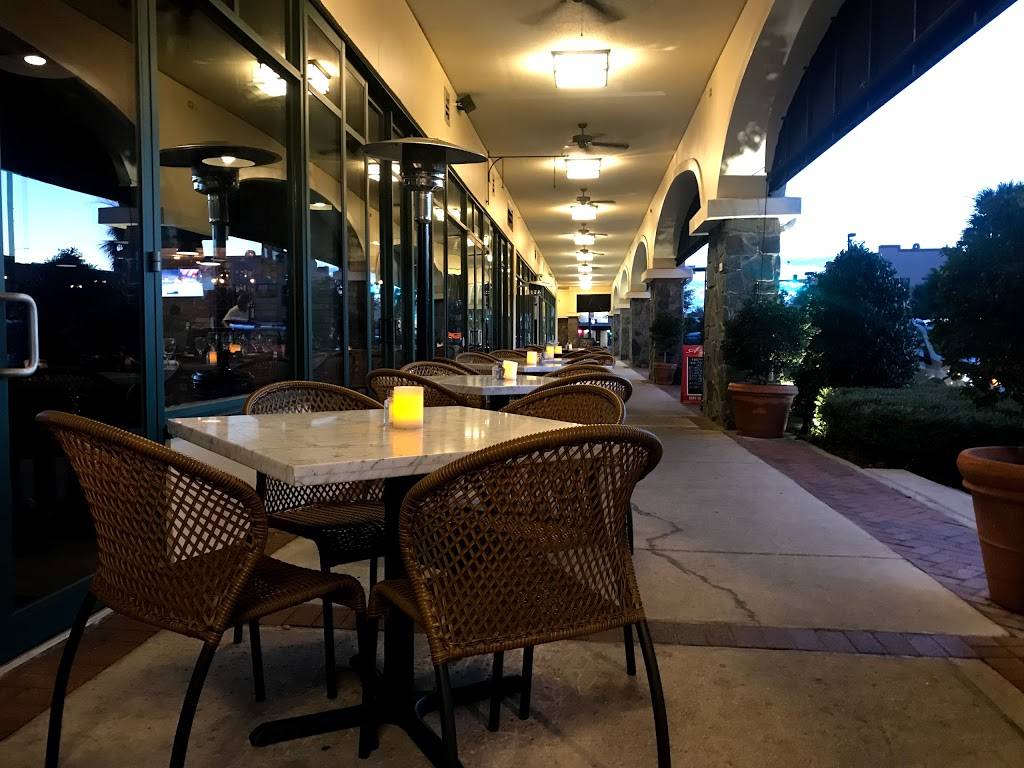 Armandos College Park | restaurant | 2305 Edgewater Dr, Orlando, FL 32804, USA | 4079300333 OR +1 407-930-0333