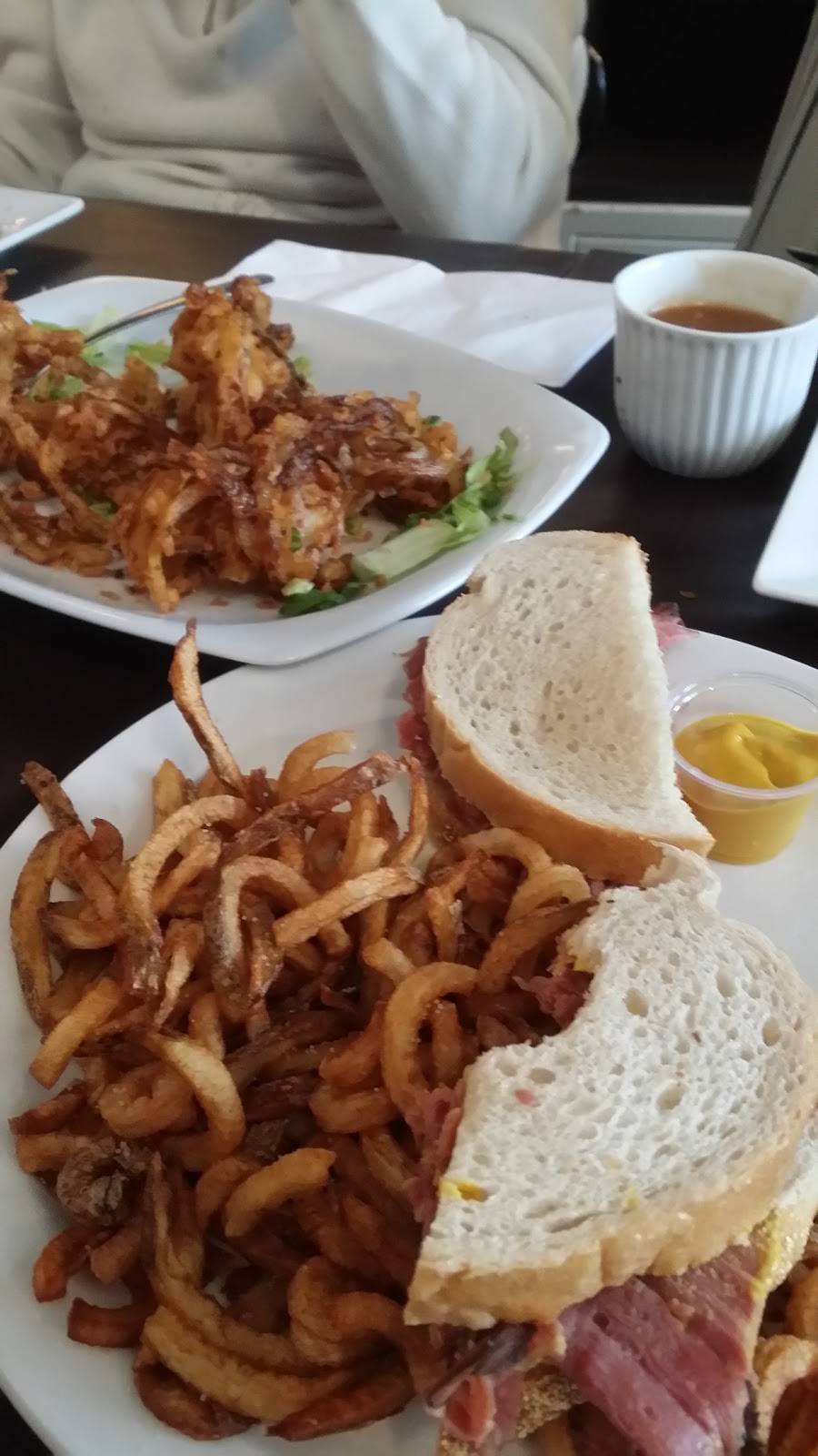 Ailes Buffalo Restaurant | restaurant | 310 Boulevard Thibeau local 3, Trois-Rivières, QC G8T 2M4, Canada | 8193712091 OR +1 819-371-2091