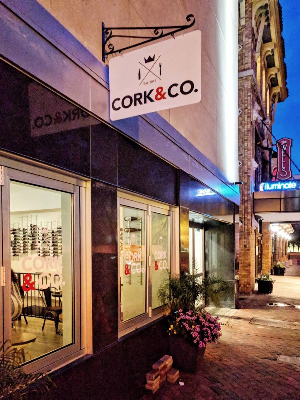 Cork & Company | restaurant | 244 Granby St a, Norfolk, VA 23510, USA | 7572512723 OR +1 757-251-2723