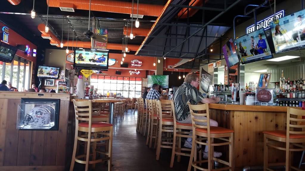 Hooters | restaurant | 4208 Rosedale Hwy, Bakersfield, CA 93308, USA | 6616349464 OR +1 661-634-9464