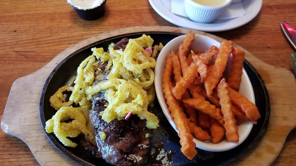 Logans Roadhouse | restaurant | 2336 W Roosevelt Blvd, Monroe, NC 28110, USA | 7042257240 OR +1 704-225-7240