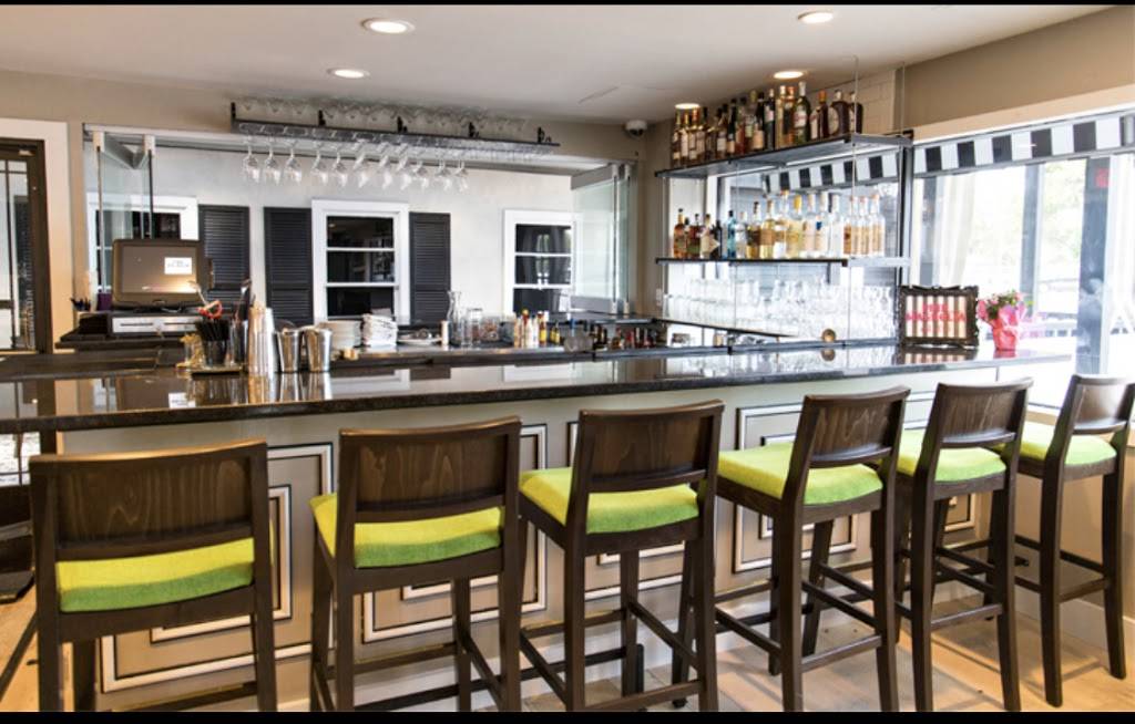 Pink Magnolia | restaurant | 642 W Davis St, Dallas, TX 75208, USA | 4693209220 OR +1 469-320-9220