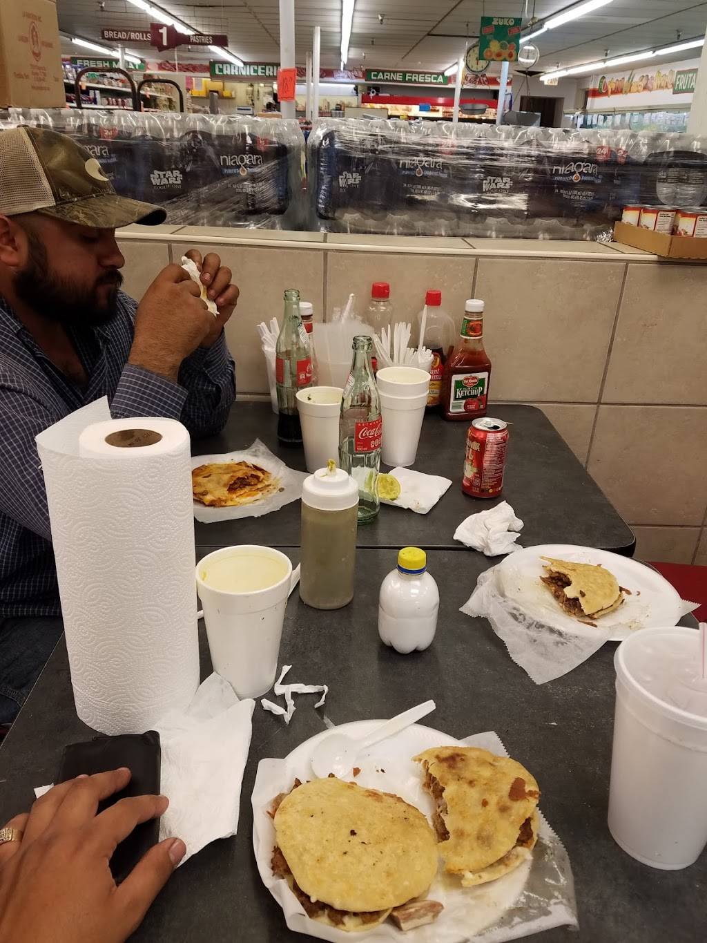 Sol Supermarket & Taqueria | restaurant | 7200 Lyons Ave, Houston, TX 77020, USA | 7136713550 OR +1 713-671-3550