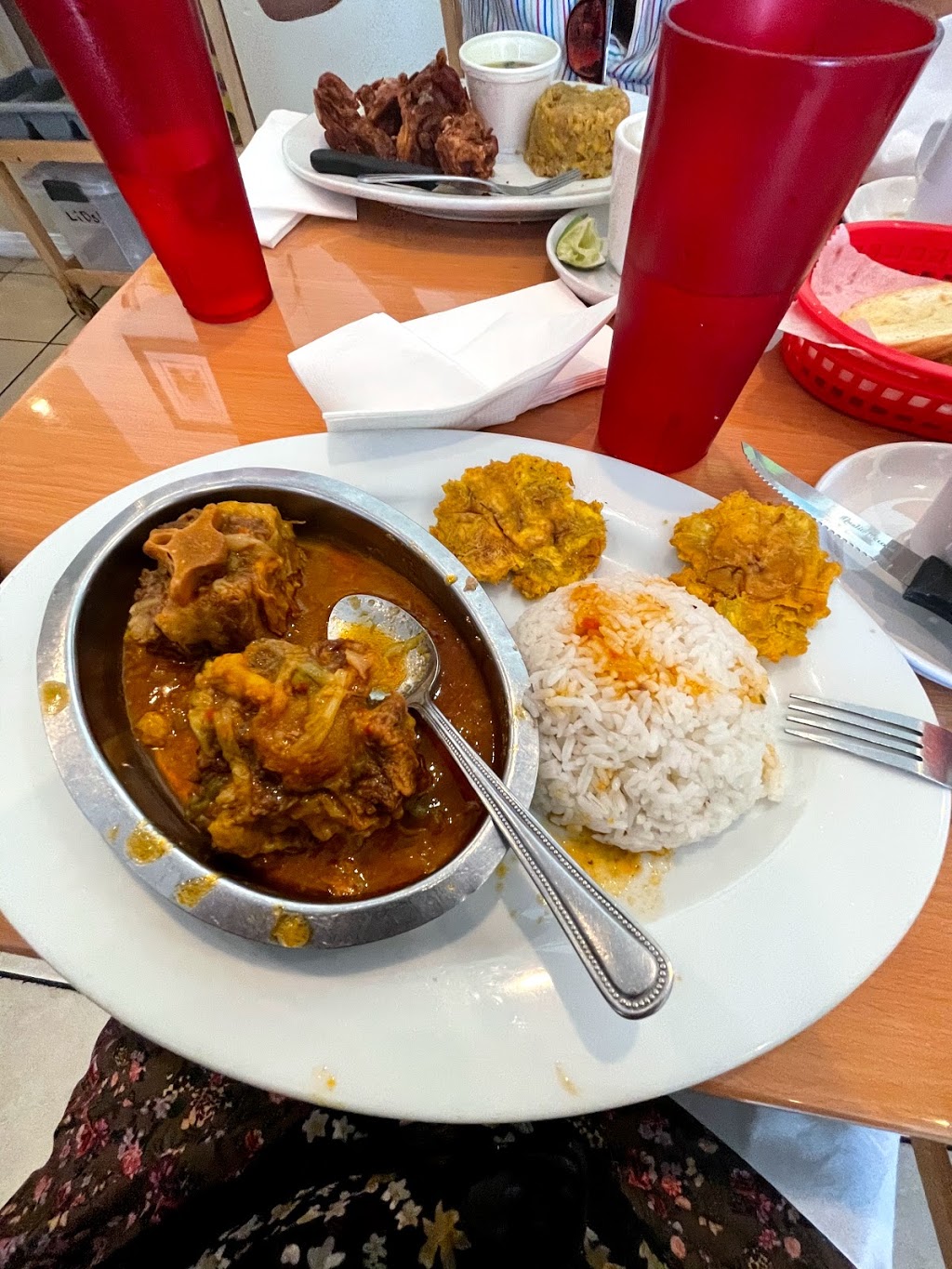 El Bajareque | restaurant | 278 NW 36th St, Miami, FL 33127, USA | 3055765170 OR +1 305-576-5170