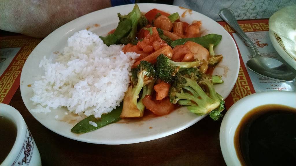 Hong Wah Restaurant | restaurant | 1802 Penfield Rd, Penfield, NY 14526, USA | 5853852808 OR +1 585-385-2808