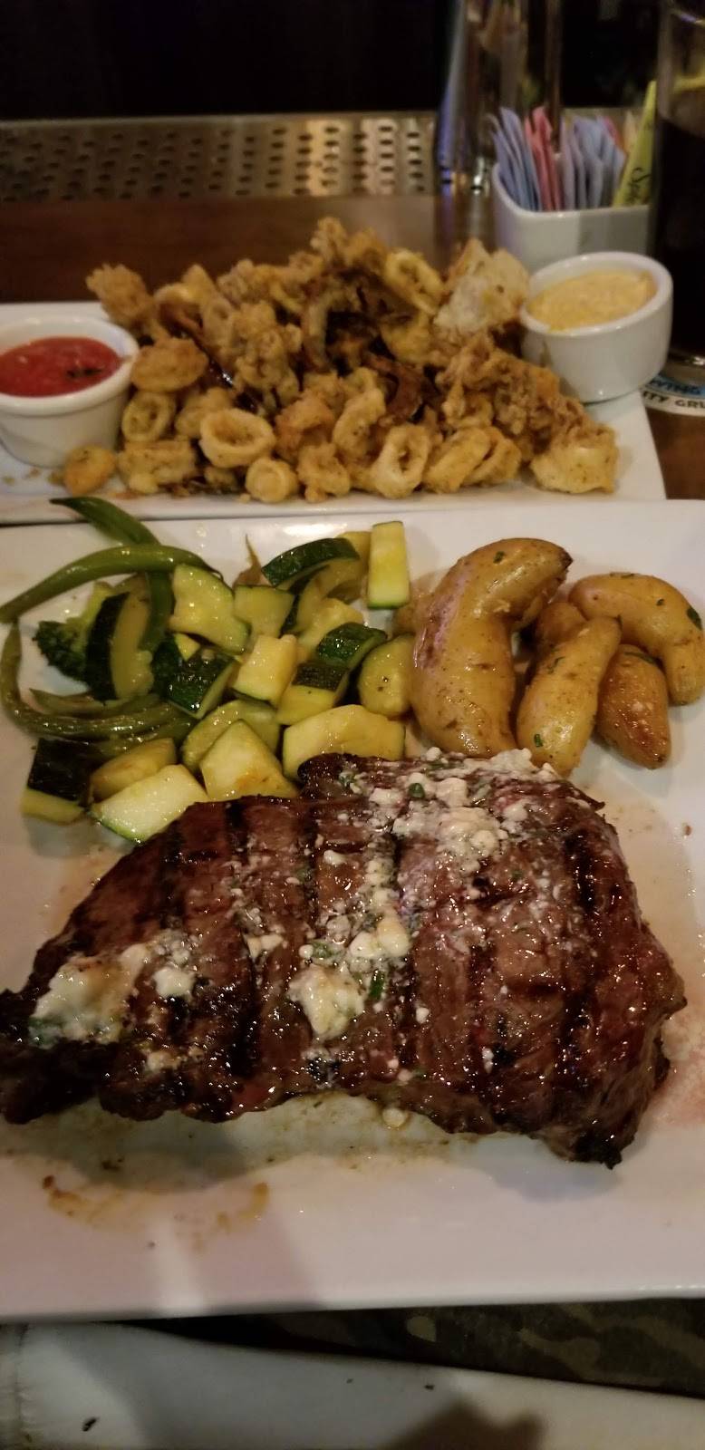 The Tin Lantern Bar and Grill | restaurant | 17100 Placer Hills Rd, Meadow Vista, CA 95722, USA | 5308788888 OR +1 530-878-8888