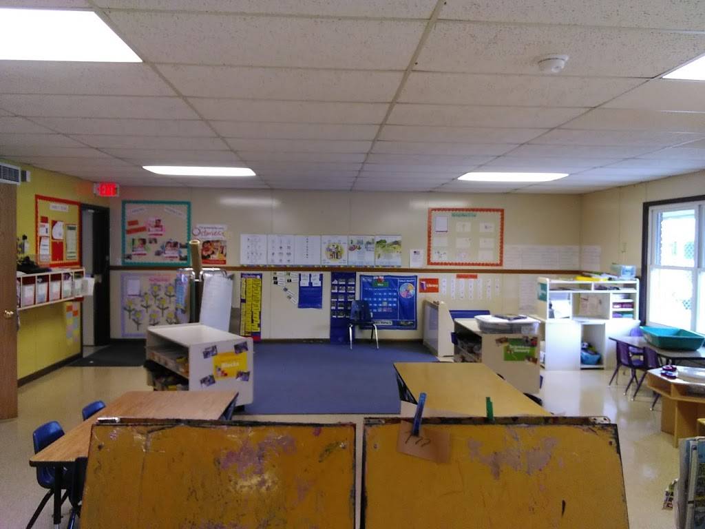 Pizza Hut | restaurant | 3901 W Bethel Ave, Muncie, IN 47304, USA | 7657414150 OR +1 765-741-4150