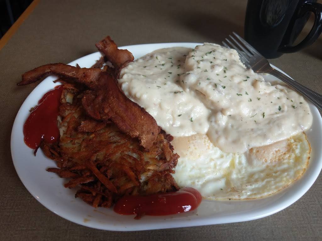 Trina & Rons Place | restaurant | 45 NE Skipanon Dr, Warrenton, OR 97146, USA | 5038618200 OR +1 503-861-8200