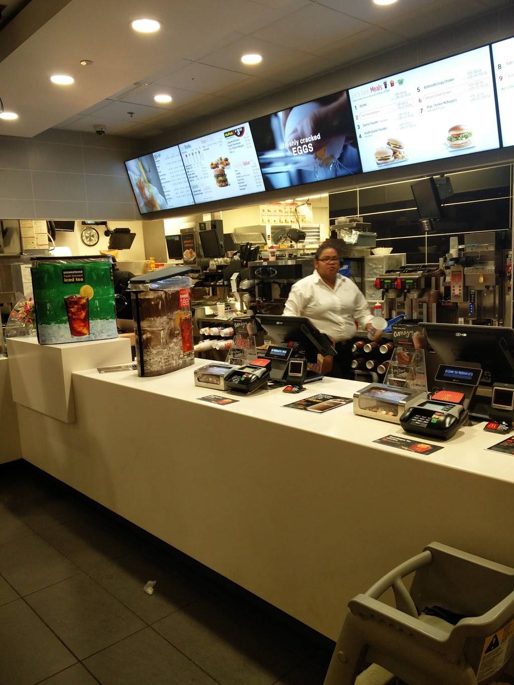 McDonalds | cafe | 355 S Schmale Rd, Carol Stream, IL 60188, USA | 6302210536 OR +1 630-221-0536
