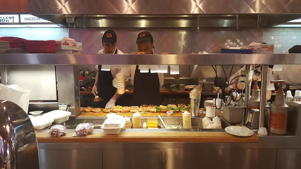 Johnny Rockets | restaurant | 651 Kapkowski Rd Space 2069, Elizabeth, NJ 07201, USA | 9089940110 OR +1 908-994-0110