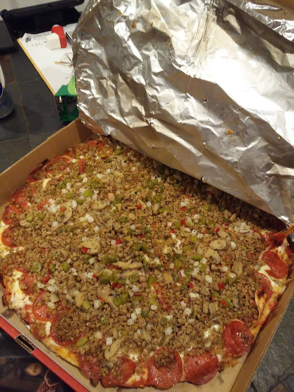 Mercurios Pizza | restaurant | 210 S 8th St, Richmond, IN 47374, USA | 7659664646 OR +1 765-966-4646