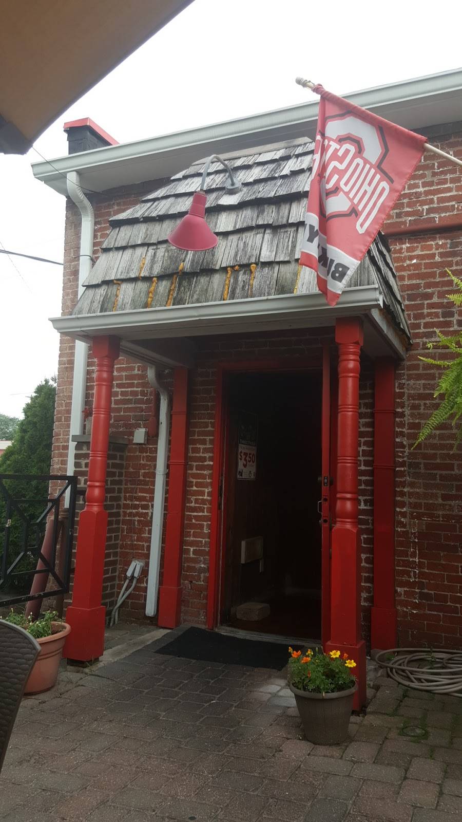 Red Door Tavern | restaurant | 1736 W 5th Ave, Columbus, OH 43212, USA | 6144885433 OR +1 614-488-5433