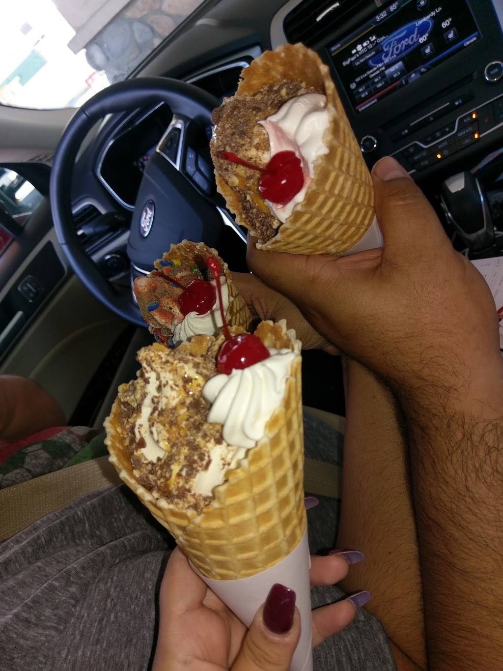 Sonic Drive-In | restaurant | 2927 Lombardy Ln, Dallas, TX 75220, USA | 2143529153 OR +1 214-352-9153