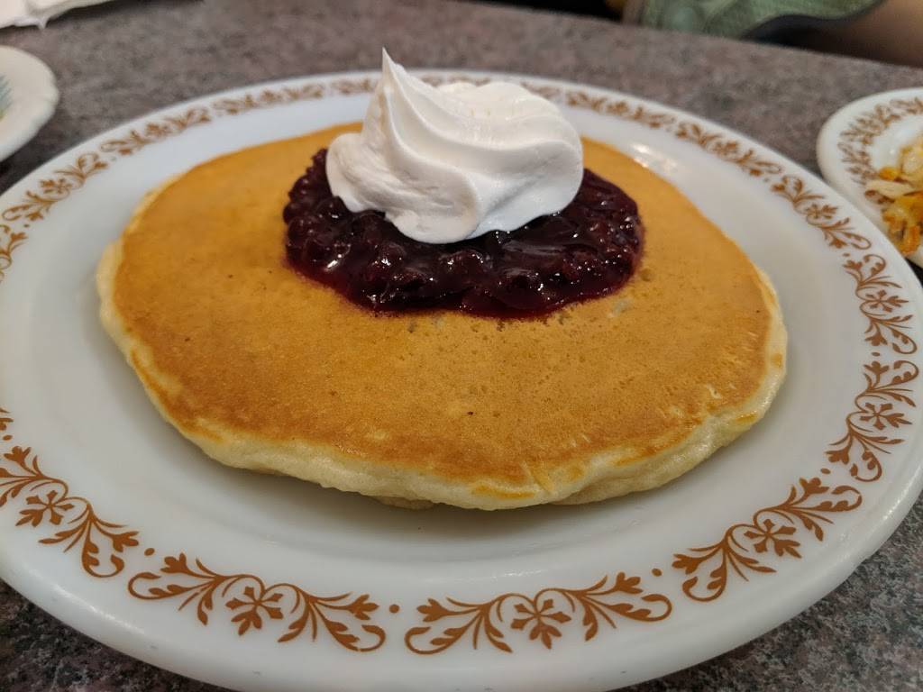 Rubys Restaurant & Catering | restaurant | 120 E Water St, Decorah, IA 52101, USA | 5633822558 OR +1 563-382-2558