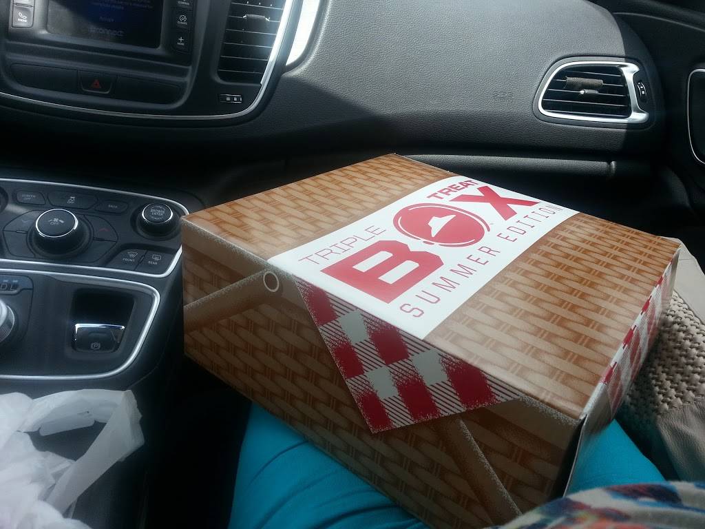 Pizza Hut | meal delivery | 313 Vineville St, Fort Valley, GA 31030, USA | 4788253310 OR +1 478-825-3310