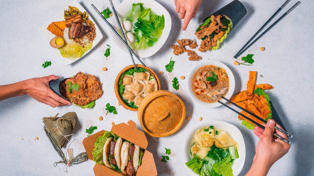 Night Market, Lisa Taiwanese Bistro | restaurant | 8901 N Milwaukee Ave Unit 111, Niles, IL 60714, USA | 2249355088 OR +1 224-935-5088