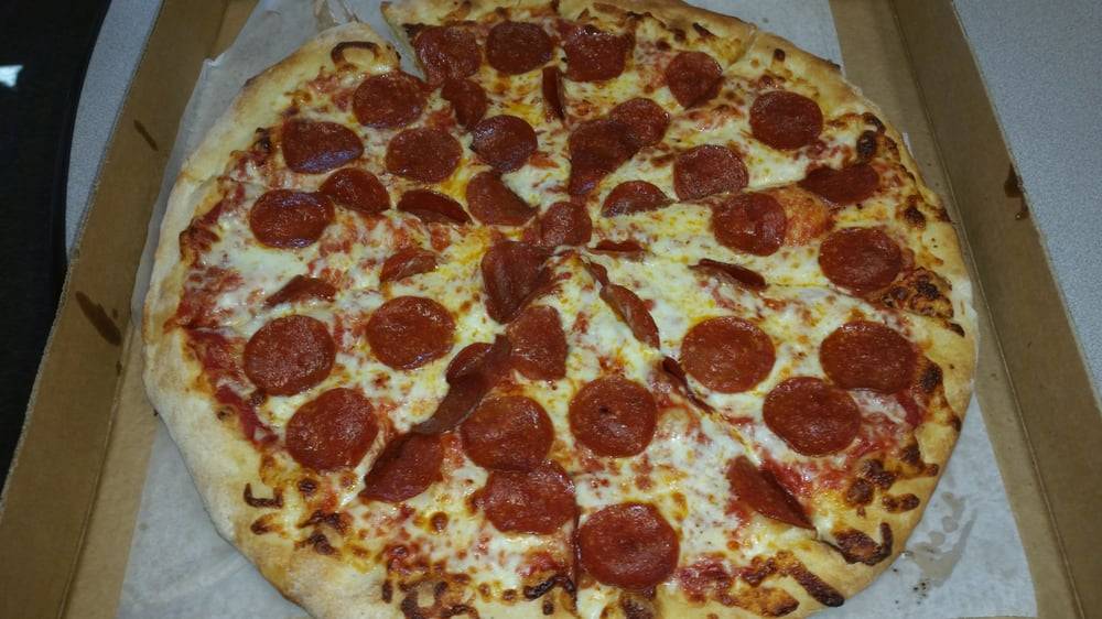 Franks Pizza and Chicken | restaurant | 1722 Mt Royal Blvd, Glenshaw, PA 15116, USA | 4124928322 OR +1 412-492-8322