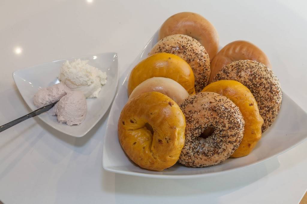 Basic Bagel | restaurant | 1101 S Joyce St, Arlington, VA 22202, USA | 7032489333 OR +1 703-248-9333