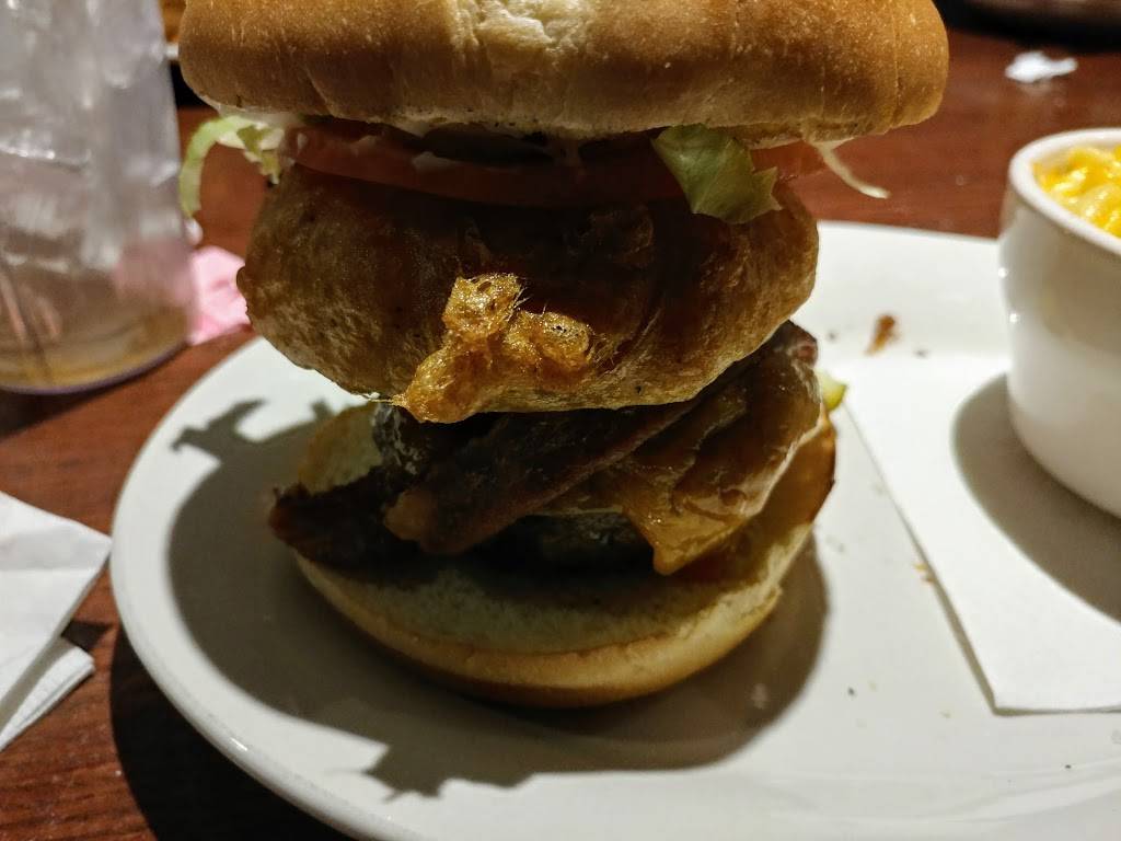 Gordos Pub & Grill | restaurant | 4328 Montgomery Rd # 1, Norwood, OH 45212, USA | 5133511999 OR +1 513-351-1999