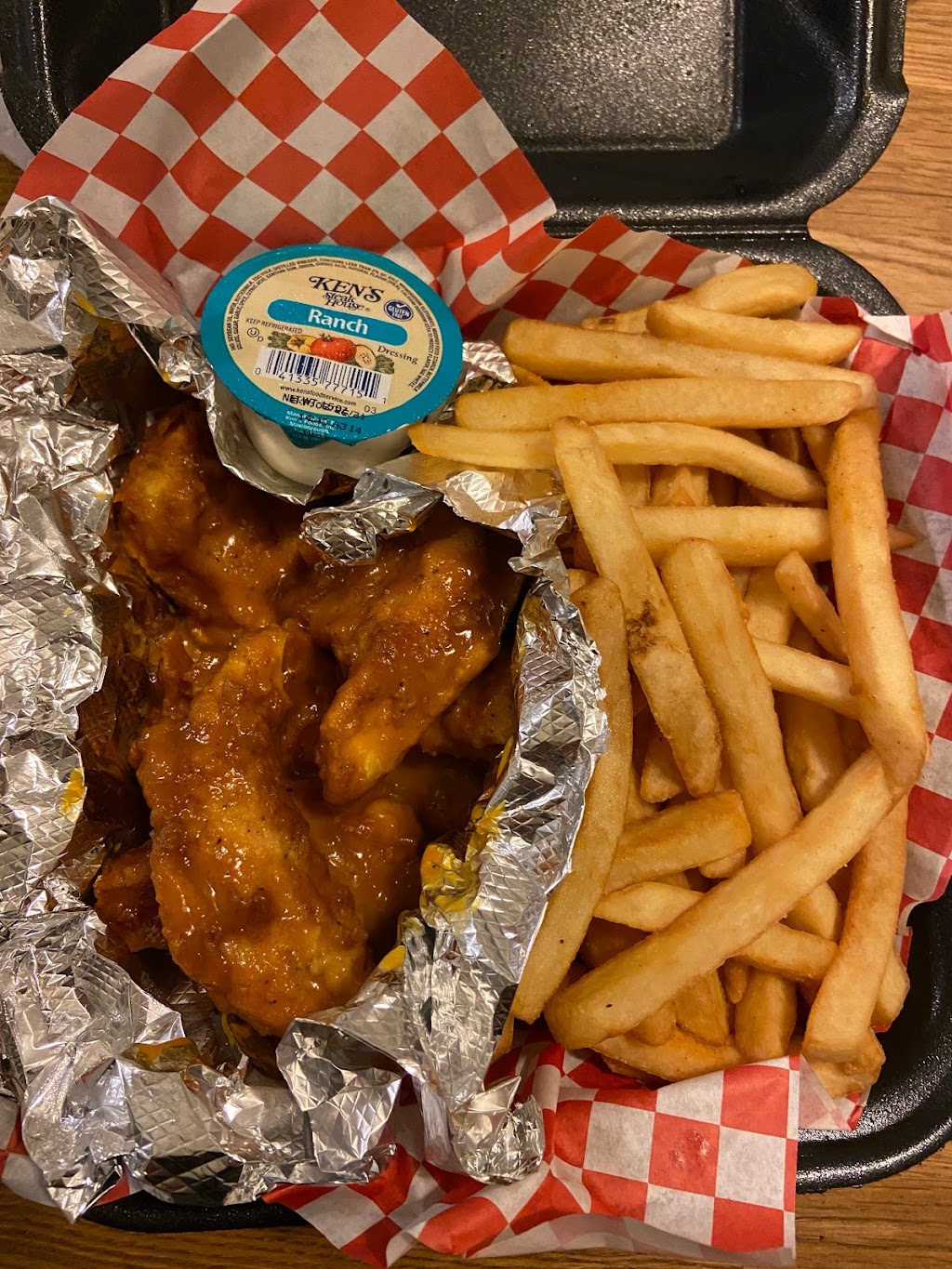 Wing Lovers USA | restaurant | 2313 E 12th St, Kansas City, MO 64127, USA | 8163267312 OR +1 816-326-7312