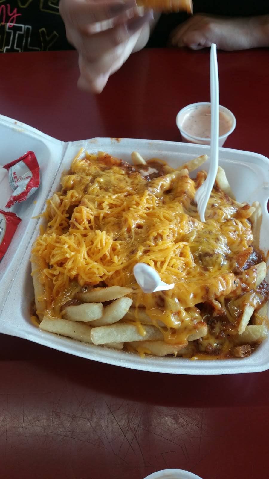 Boys Burgers | restaurant | 1774 Florence Ave, Los Angeles, CA 90001, USA | 3235880209 OR +1 323-588-0209