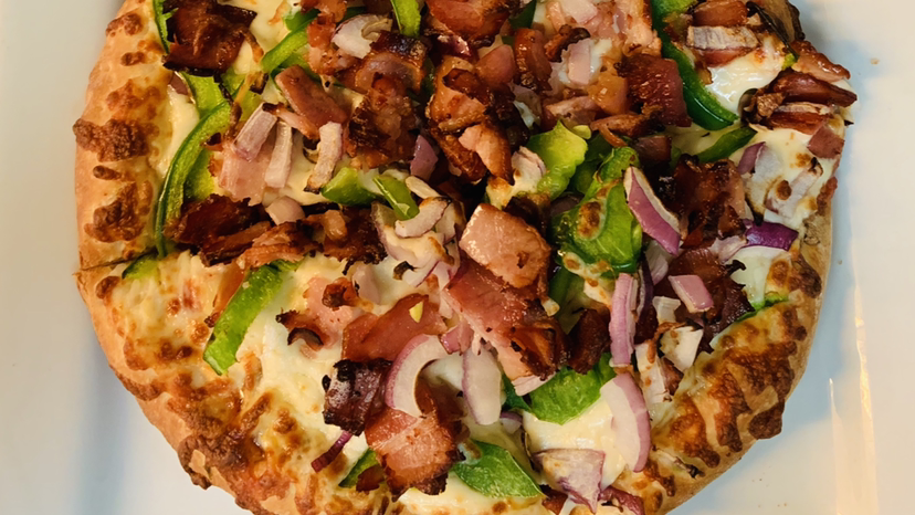 Pizza Métro | restaurant | 453 Boulevard Ste Anne, Sainte-Anne-des-Plaines, QC J0N 1H0, Canada | 4504780478 OR +1 450-478-0478