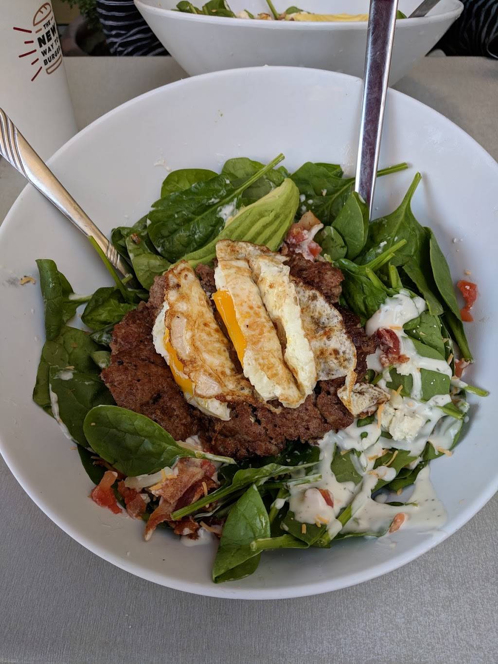 Smashburger | restaurant | 26541 Aliso Creek Rd, Aliso Viejo, CA 92656, USA | 9497163855 OR +1 949-716-3855