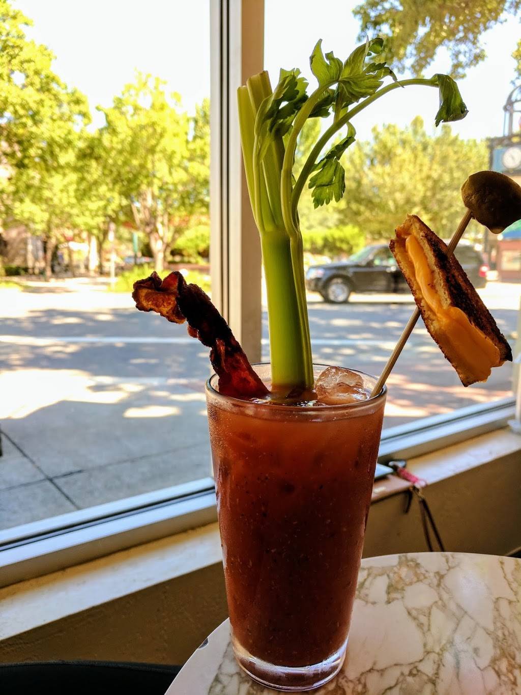 Heritage House Café | cafe | 303 Merchant St, Vacaville, CA 95688, USA | 7074483900 OR +1 707-448-3900