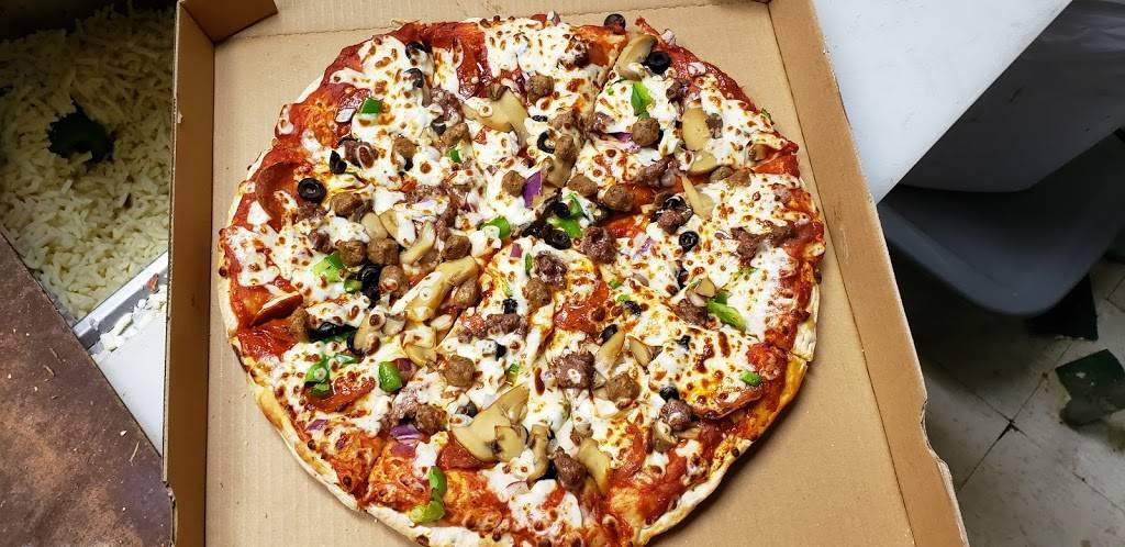 Pizzaman (Inside MICKEYS) | restaurant | 4200 E Rosedale St, Fort Worth, TX 76105, USA | 6824998181 OR +1 682-499-8181