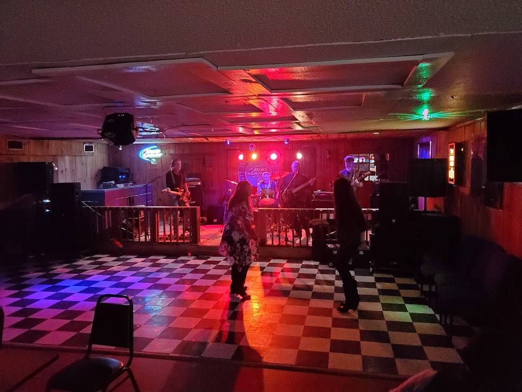 Blu Smoke Tavern | restaurant | 16130 W Andrew Johnson Hwy, Bulls Gap, TN 37711, USA | 4233934258 OR +1 423-393-4258