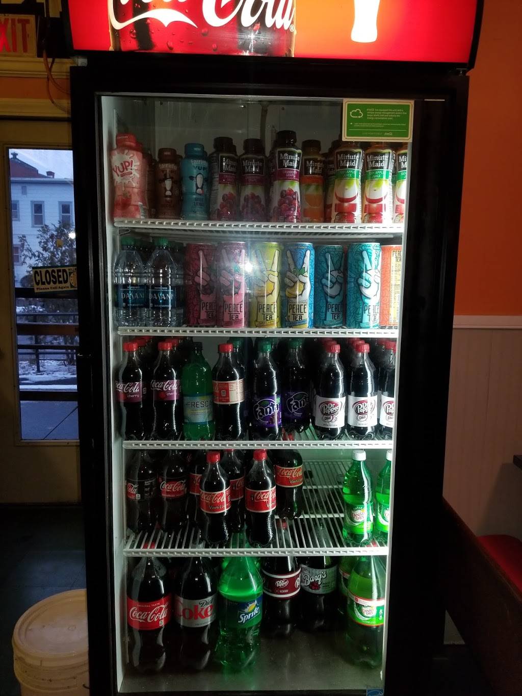 Antonios Greenfield Pizza & Grinders | meal takeaway | 201 Main St, Greenfield, MA 01301, USA | 4137737517 OR +1 413-773-7517